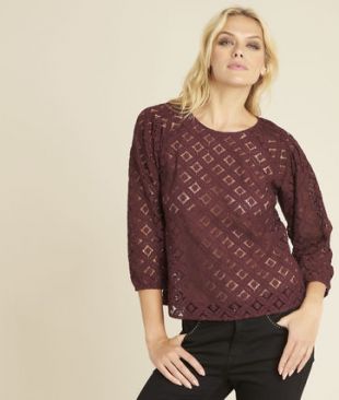 Blouse bordeaux en dentelle caoula   Tops