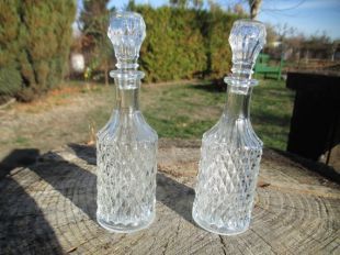 2 bouteille de parfum antique, bouteille en verre, parfum vintage décanteurs, Pafümflasche, verre bouteille, verre facetté, verre cristal,.