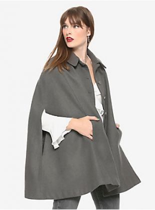 Outlander Girls Cape Hot Topic Exclusive