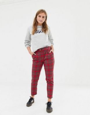 New Look tapered trousers in red tartan