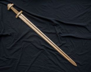 Épée viking   épée en bois fait à la main