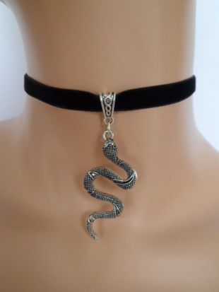 Silver snake choker in black velvet