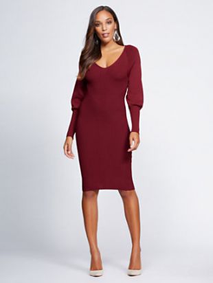 New York & Company Gabrielle Union Collection Maroon V Neck Sweater Dress