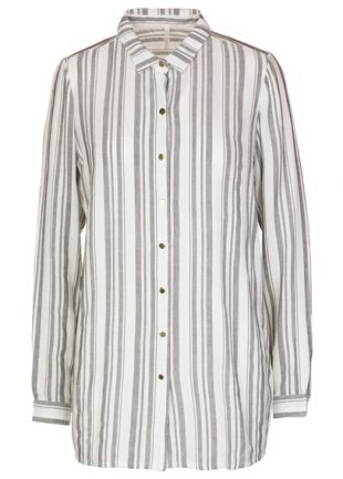 Chemise rayures portée par Krista Dumont