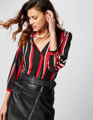 T shirt rayé col fantaisie