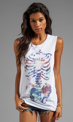 Watercolor Skeleton Tank en White | REVOLVE