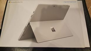 Microsoft Surface Pro 4 - 12.3" - 128GB - Intel Core m3 - Bundle with Keyboard ,Silver