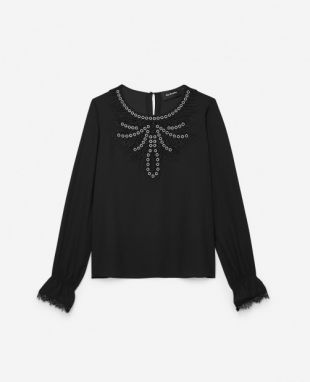 Top noir dentelle et oeillets   Tops