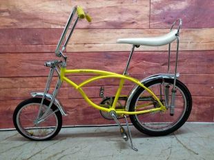 Vintage Lemon Peeler Stingray bike