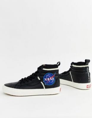 Vans x Space Voyager SK8 Hi MTE Baskets en Noir