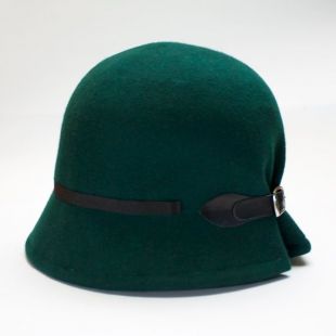 Green felt cloche hat for women, vintage style hat, winter wool felt hat, 1920s cloche hats, green cloche hat, Christmas hat gift for her