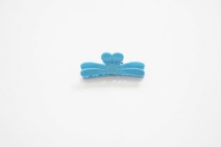 Vintage Plastic Blue Flower Hair Clip