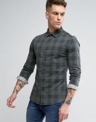 chemise à carreaux