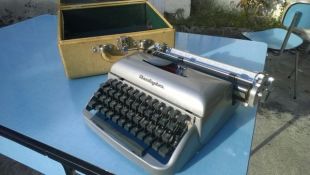 Ancienne machine à écrire Remington années 50 60 occasion