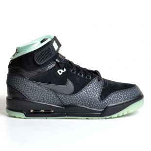 Nike Air Revolution Black