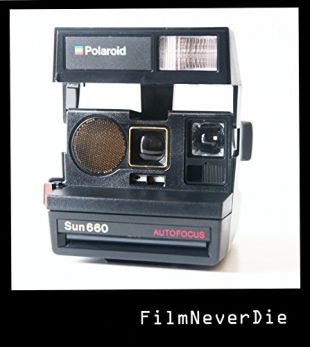 Polaroid Autofocus 660 Land Camera