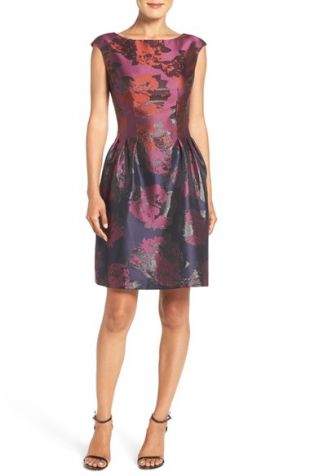 Robe Vince Camuto Fleurie Noir - Taille 8 - Style A-Line - Neuf Avec étiquettes