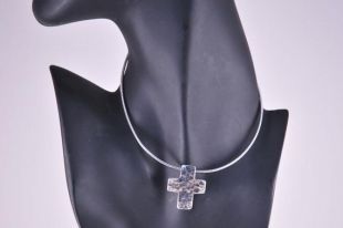 Silpada argent martelé pendentif croix, collier croix large 16 1/2 pouces, collier rustique