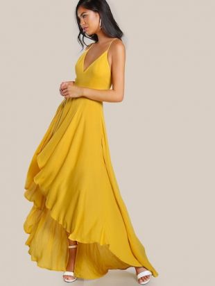 Robe à fines brides asymétrique dos nu