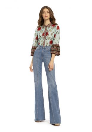 Blouse bleue à fleurs