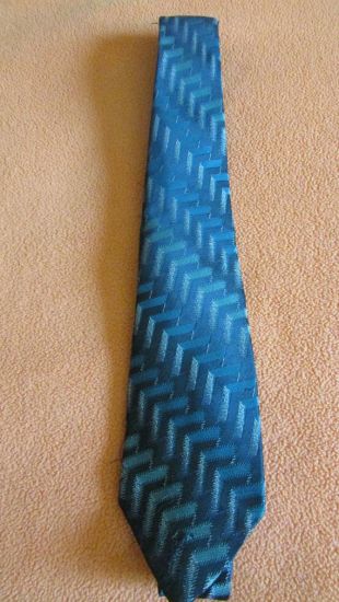 Vintage pour homme Aqua bleu géométrique Polyester avec cravate diagonale de Chicago cravates cravate hipster, cravate bleu