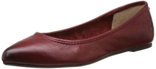 Regina Flat in Burnt Red