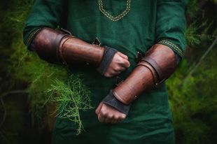 Deux cuir brassards de The Legend of Zelda : le souffle de la nature, cosplay costume, vêtements de grandeur nature barbare, guerrier fantasy, chevalier médiéval