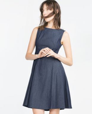 Robe de coupe patineuse en denim