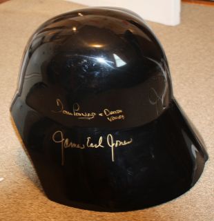 casque de Dark Vador signé par James Earl Jones & D Prowse
