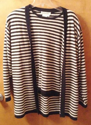 2 piece wool sweater set, B/W stripes
