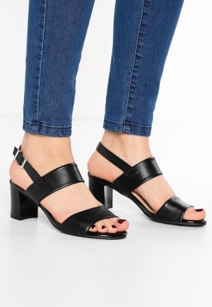 sandales à talons noires