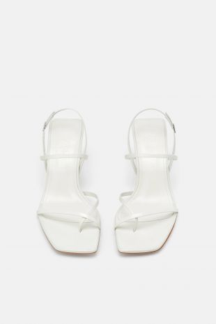 Zara sandales en cuir à talons mi hauts et brides blanches
