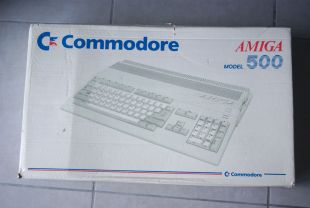 Ordinateur Commodore Amiga 500 complet TBE en boite notice + extras – Collector