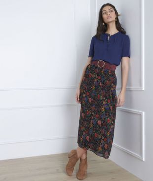 Blouse marine encolure lacée