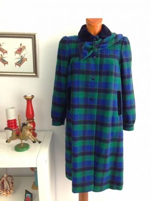 Vintage 60s long wool coat checkered blue and green velvet Peter Pan neck