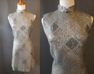 années 1960 spacegirl mini robe mod argent métallisé, Nelly de Grab