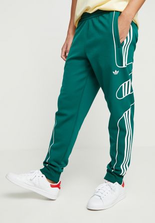 Profeta Esquivo elevación The tracksuit pants green Adidas worn by Oboy on his account Instagram  @Oboykingshit | Spotern