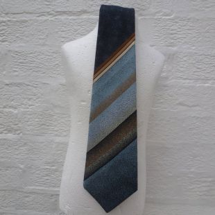 Cravate pour homme des années 1960 rayé bleu & marron Costume accessoire, travail rustique des années 60 ' cadeau pour papa, polyester rétro Vintage Angleterre Tootal présent