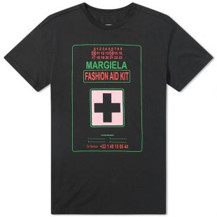Maison Margiela T-shirt Fashion Aid Kit