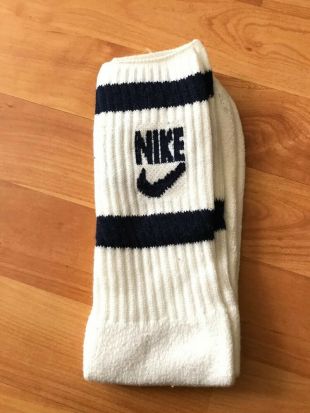 Nike - Nike socks new old stock dark blue logo and stripes