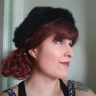 Chapeau de fourrure vintage Chapeaux Pierre Balmain Paris designer 50 s 60 s noir