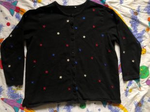 80s Star Embroidered Cardigan XL   Black Long Sleeve Crew Neck Button Up Sweater Red Silver Blue Americana 1980s Extra Large XL
