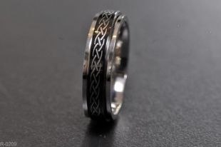 Bague noeud celtique | Bande de noeud celtique | Bague homme | Bande d’homme | Taille de la bague gros mâle | Bague en acier inoxydable | Bijoux celtique | Ecosse | Edimbourg