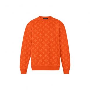 The sweater orange Louis Vuitton worn by Vegedream in her video clip Ibiza  ft. Jessica Area, Anilson, Viélo