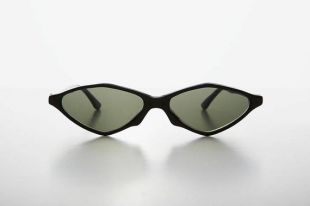 Diamant pointu en forme de chat futuriste Unique oeil lunettes de soleil   Nikita