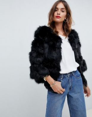 Jayley - Jayley Luxurious Chevron Stripe Fur Jacket