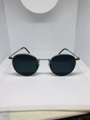 Round steampunk retro sunglasses; silver metal frame and black earpiece