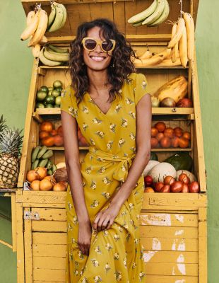 Boden Robe jaune imprimé floral