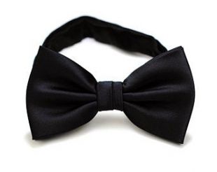 Noir avec noeud | Noeud papillon des hommes solides en noir dans le Style déjà noué | Pré attaché noeud papillon en satin noir massif finition (longueur réglable)