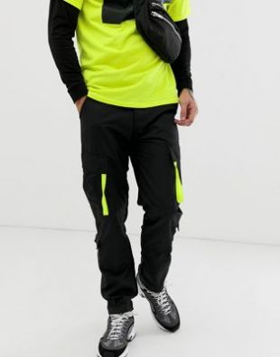 Reclaimed Vintage Pantalon cargo revisité avec languettes fluo